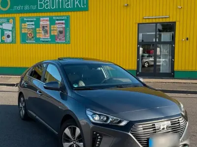 Gebraucht Hyundai Ioniq Premium 141 PS (103 kW) 2019 Grau Kleinwagen