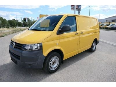Gebraucht VW T5 84 PS (61 kW) 2011 Ginstergelb r1032 Van
