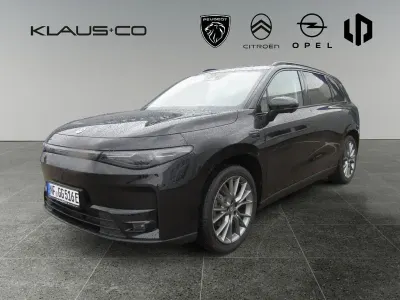 Käytetty Leapmotor C10 160 kW (218 HP) 2026 Musta Katumaasturi