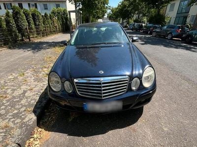 Mercedes E220