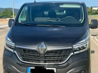 Gebraucht Renault Trafic 120 PS (88 kW) 2020 Schwarz Van / Kleinbus