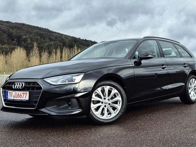 Używany Audi A4 Basis 163 KM (119 kW) 2022 Czarny Kombi
