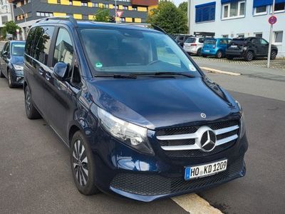 Mercedes V220