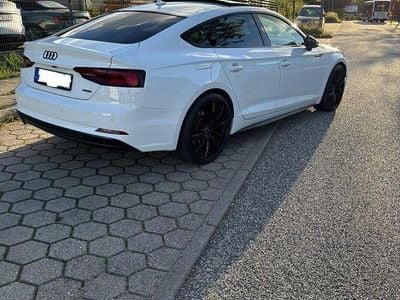 Weiß Gebraucht 2018 Audi A5 Sportback Design Kleinwagen | 29.500 € (Etwas zu teuer)