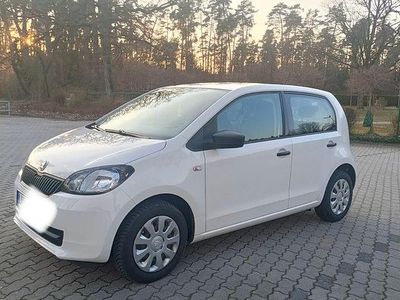 Gebraucht Skoda Citigo Active 60 PS (44 kW) 2015 Weiß Kleinwagen