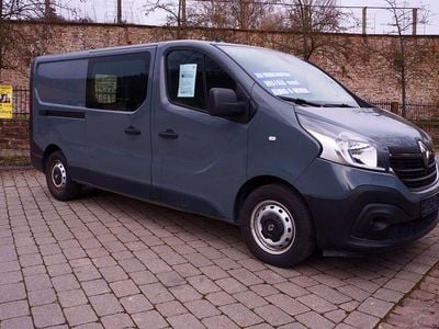 Gebraucht Renault Trafic Komfort 145 PS (106 kW) 2021 Grau Van / Kleinbus
