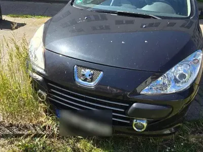 Gebraucht Peugeot 307 CC 146 PS (107 kW) 2006 Schwarz Cabrio