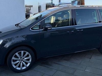 Gebraucht VW Sharan Highline 150 PS (110 kW) 2018 Grau Van / Kleinbus