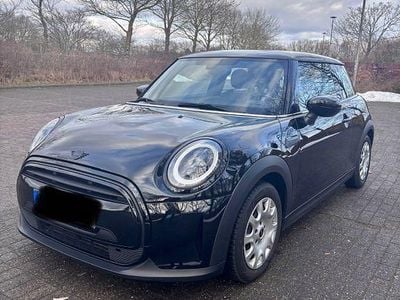Gebraucht Mini Cooper Classic 136 PS (100 kW) 2022 Schwarz Kleinwagen