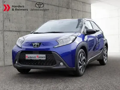 Neu Toyota Aygo 72 PS (52 kW) 2025 Blau
