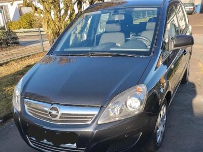 Gebraucht Opel Zafira 140 PS (102 kW) 2014 Schwarz Van / Kleinbus