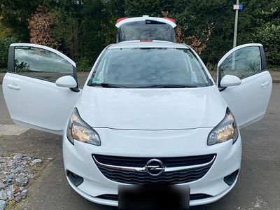 Gebraucht Opel Corsa drive 69 PS (50 kW) 2016 Weiß Kleinwagen