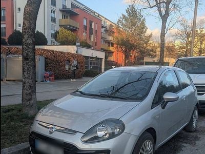 Second-hand Fiat Punto Evo 69 CP (50 kW) 2011 Argintiu Hatchback