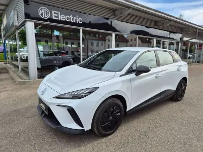 Gebraucht MG MG4 EV 125 kW (170 PS) 2023 Weiß Kleinwagen