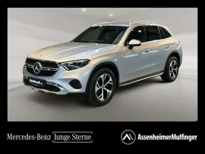 Gebraucht Mercedes GLC220 Avantgarde 197 PS (144 kW) 2025 Metalliclack hightechsilber SUV