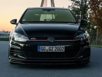 Gebraucht VW Golf VII GTI 245 PS (180 kW) 2019 Schwarz Limousine