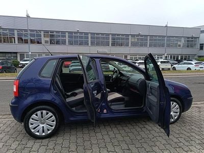Gebraucht VW Polo 60 PS (44 kW) 2003 Blau Kleinwagen