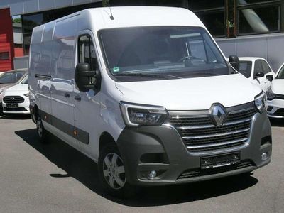 Weiß uni Gebraucht 2024 Renault Master Komfort Van | 28.880 € (Etwas zu teuer)