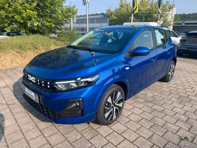 Neu Dacia Sandero Expression 122 PS (89 kW) 2026 Iron blau Kleinwagen