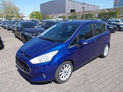 Usata Ford B-MAX Titanium 101 CV (74 kW) 2016 Blu Monovolume