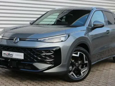 Neu VW T-Roc R-line 150 PS (110 kW) 2026 Wolf grey metallic SUV