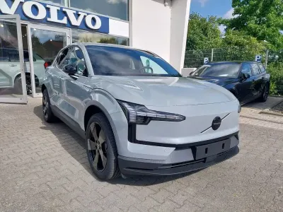 Neu Volvo EX30 Plus 200 kW (272 PS) 2026 Grau SUV