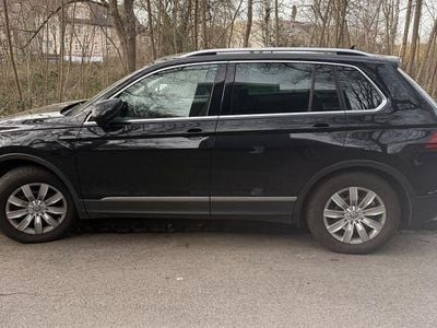 Gebraucht VW Tiguan Comfortline 150 PS (110 kW) 2019 Schwarz SUV