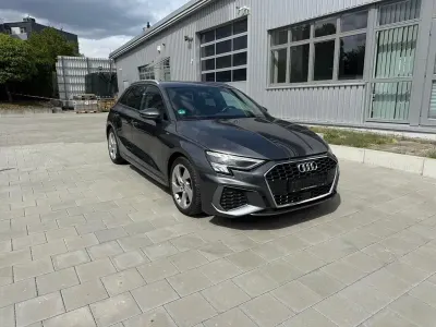 Gebraucht Audi A3 S-Line 150 PS (110 kW) 2023 Grau Limousine