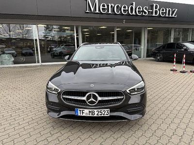 Gebraucht 2025 Mercedes C200 Avantgarde | 39.970 € (Fairer Preis)