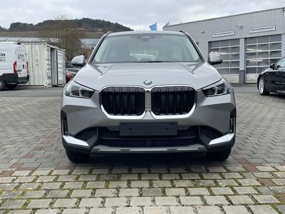 Neu BMW X1 156 PS (114 kW) 2026 Silber SUV