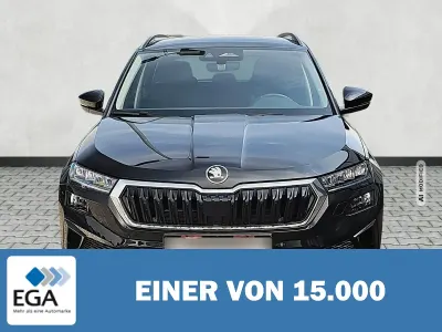 Neu Skoda Karoq Selection 150 PS (110 kW) 2026 Schwarz metallic SUV