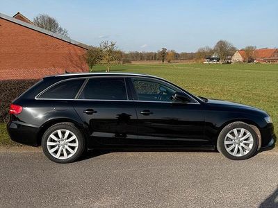 Gebraucht Audi A4 Comfort 170 PS (125 kW) 2010 Schwarz Kombi