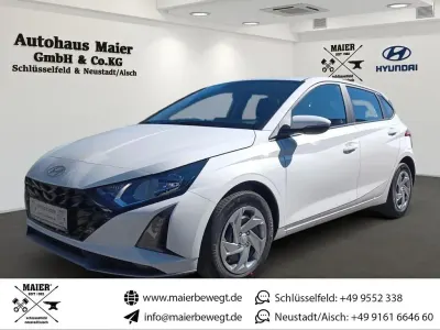 Neu Hyundai i20 Select 90 PS (66 kW) 2026 Weiß Kleinwagen