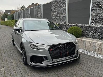Grau Gebraucht 2020 Audi RS3 Design Limousine | 42.000 € (Guter Preis)