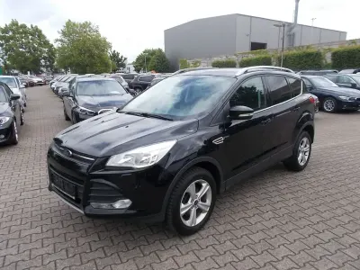 Gebraucht Ford Kuga SYNC Edition 150 PS (110 kW) 2015 Schwarz SUV