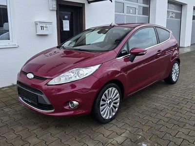 Gebraucht Ford Fiesta Titanium 82 PS (60 kW) 2009 Hot magenta Kleinwagen