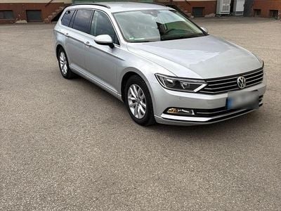 Gebraucht VW Passat 190 PS (139 kW) 2015 Silber Kombi