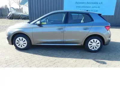 Usata Skoda Fabia Ambition 110 CV (80 kW) 2022 Grigio Utilitaria
