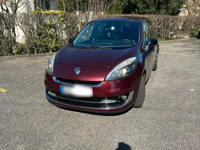 Gebraucht Renault Scénic III 131 PS (96 kW) 2013 Rot Van / Kleinbus