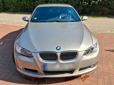 Gebraucht BMW 325 218 PS (160 kW) 2007 Braun Cabrio