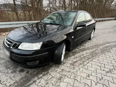 Occasion Saab 9-3 Vector 150 PK (110 kW) 2004 Zwart Sedan