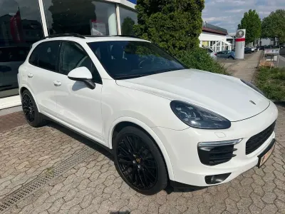 Gebraucht Porsche Cayenne Diesel 262 PS (192 kW) 2015 Weiß SUV