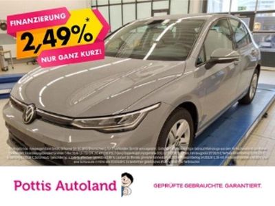 Grau Gebraucht 2024 VW Golf VIII Life | 23.443 € (Guter Preis)