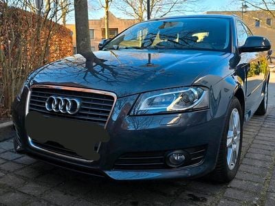 Gebraucht Audi A3 Attraction 102 PS (75 kW) 2009 Grau Kleinwagen