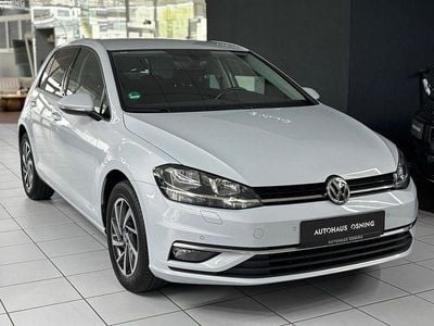 Second-hand VW Golf VII Sound 110 CP (80 kW) 2017 Argintiu Berlinǎ