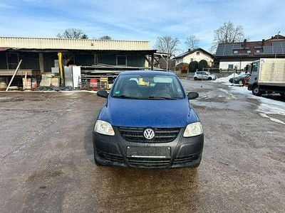 Gebraucht VW Fox Basis 54 PS (39 kW) 2009 Blau Kleinwagen