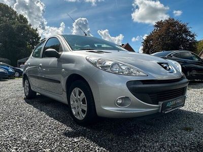 gebraucht Peugeot 206+ 206 + Tendance.85000Km.Klima.TÜV&INSPEKTION NEU ! 4.790 €