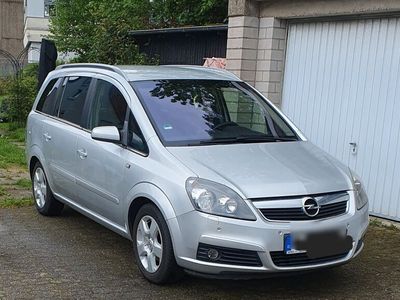 gebraucht Opel Zafira Zafira1.8 SHZ P-Tronic AHK 7Sitzer RDSK