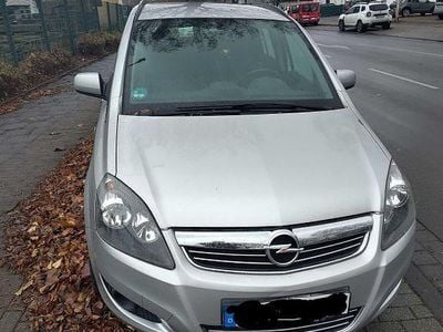 Gebraucht Opel Zafira Selection 150 PS (110 kW) 2011 Grau Van / Kleinbus