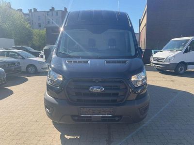 Gebraucht Ford Transit Trend 131 PS (96 kW) 2019 Schwarz Van / Kleinbus